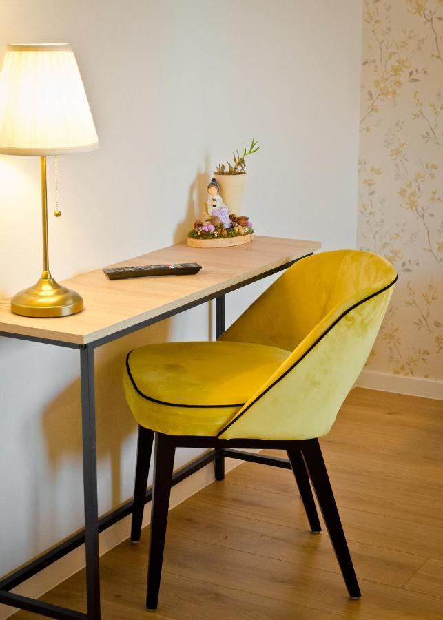 Amber Studio Oradea Διαμέρισμα Εξωτερικό φωτογραφία
